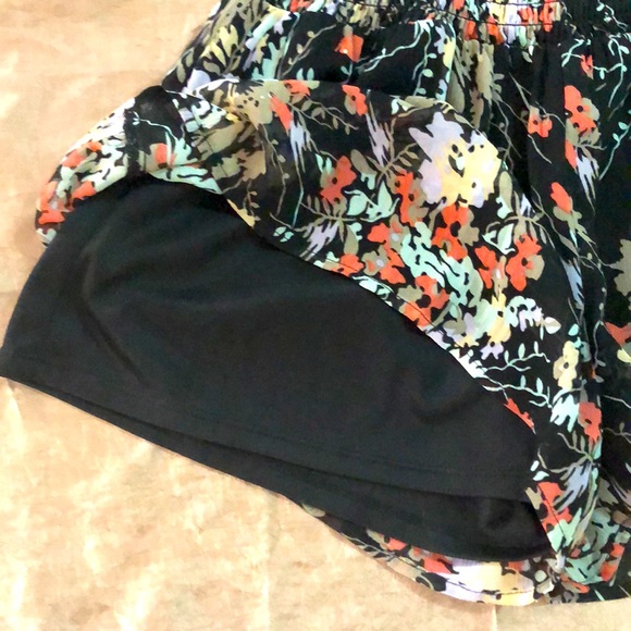 Target Xhiliration Floral Romper - Picture 8 of 10